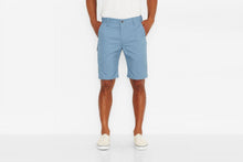 Load image into Gallery viewer, Levi's Commuter 504 Regular Straight Shorts